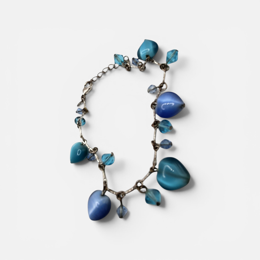 Vintage Avon Blue Cat Eye Heart Charm Bracelet Silver Tone Dangle